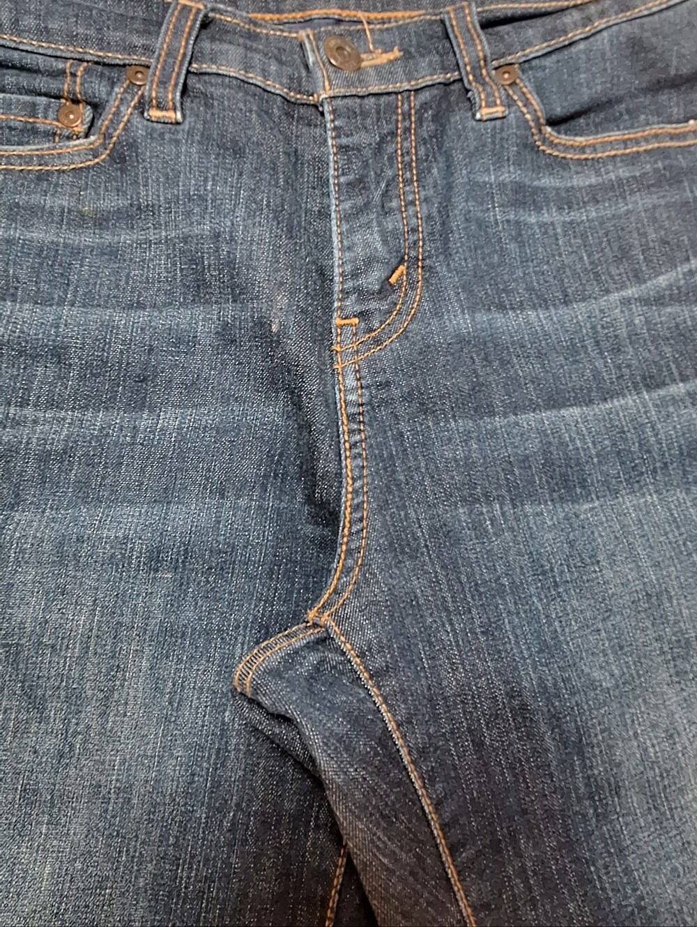 Levi’s 512 Perfectly Slimming Bootcut Dark Wash Embellished Pocket Jeans - Picture 6 of 10